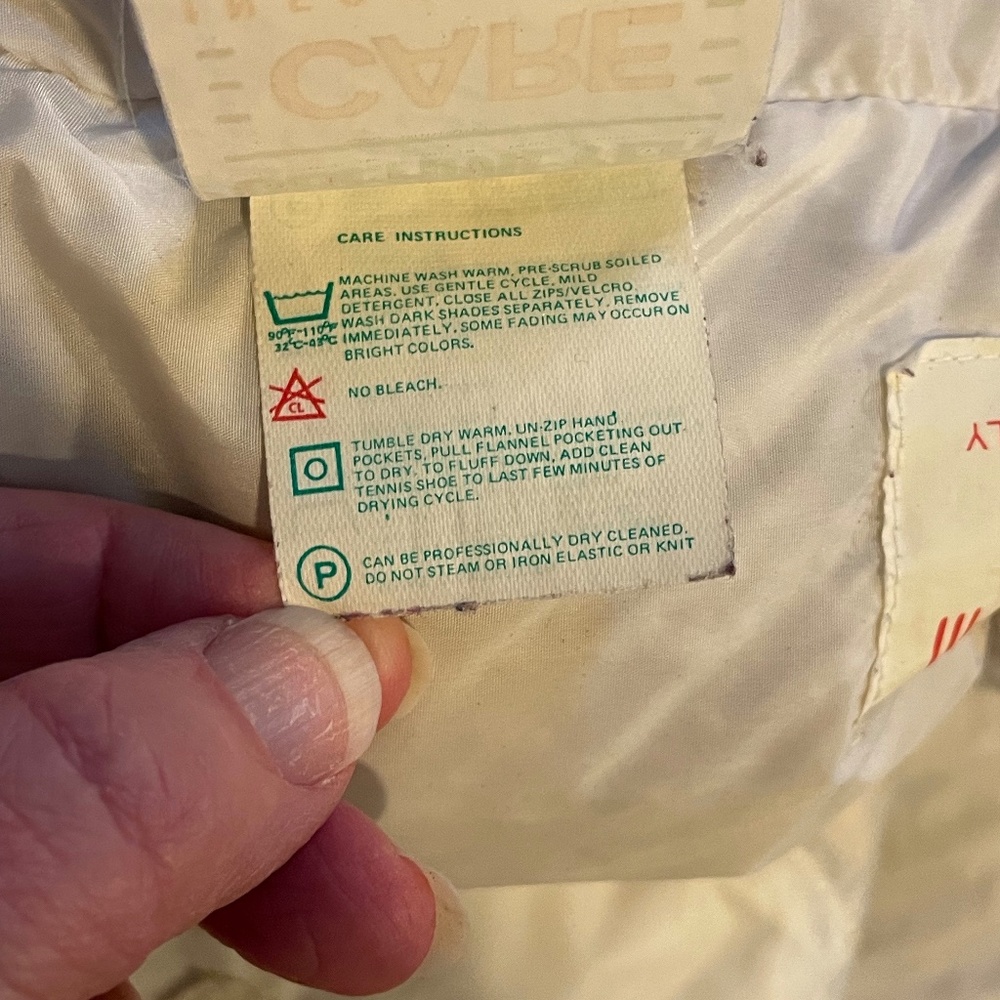 Vintage 1988 Obermeyer asymmetrical down ski jacket with fox fur hood - Picture 9 of 12